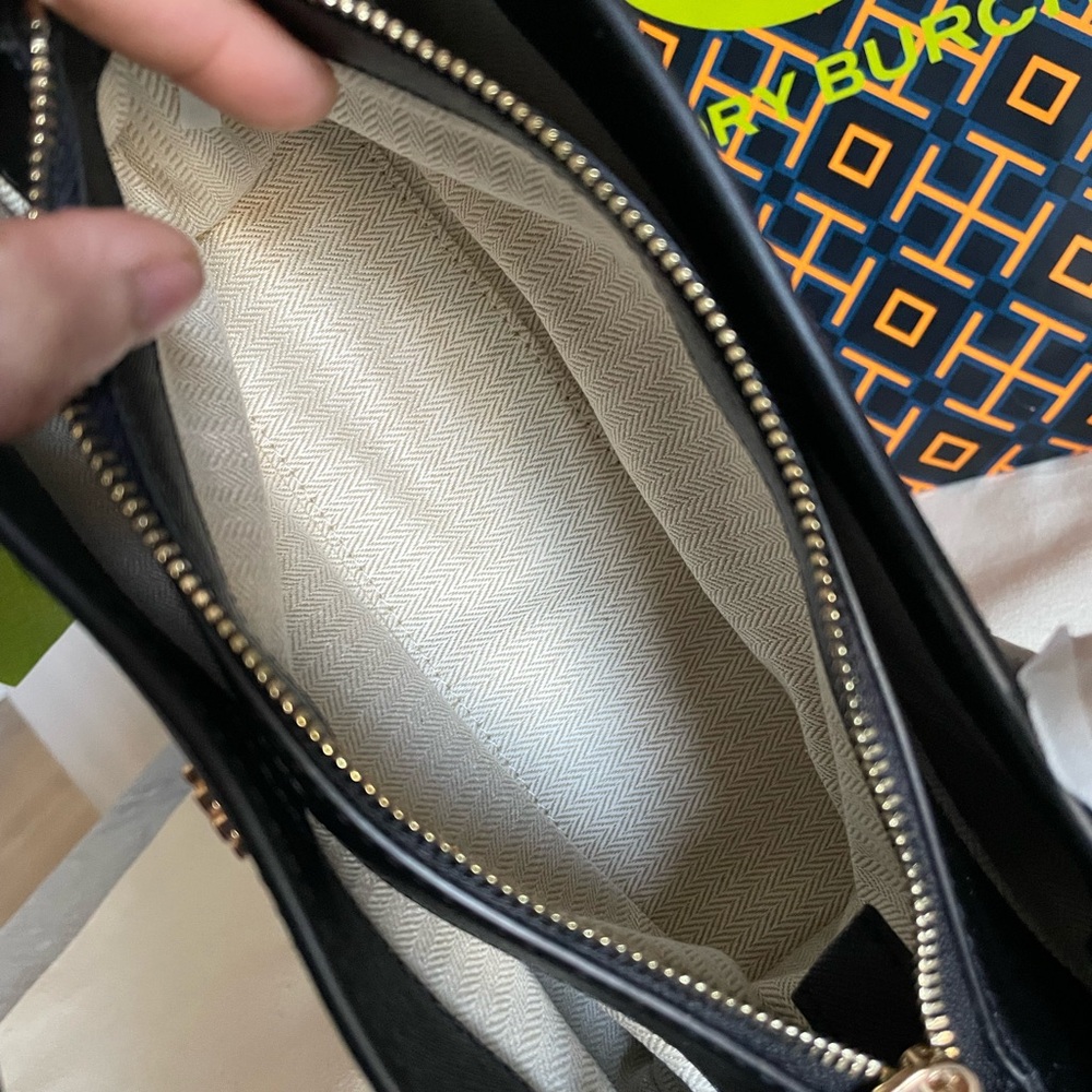 NWT , tory burch emerson mini black tote bag , crossbody - Picture 10 of 14